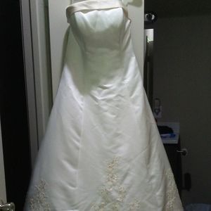 Alfred Angelo wedding dresses